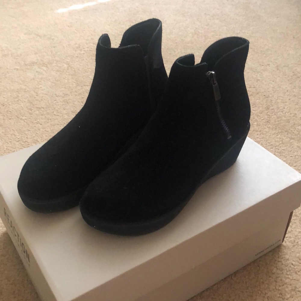 Comfortable low ankle boots 🥾